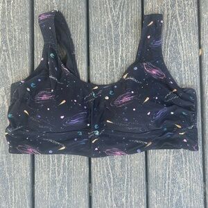 Torrid Black and Purple Activewear/Swim Top